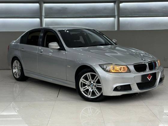 BMW 318i 2.0 SEDAN 16V GASOLINA 4P AUTOMÁTICO BMW 318i 2.0 SEDAN 16V GASOLINA 4P AUTOMÁTICO